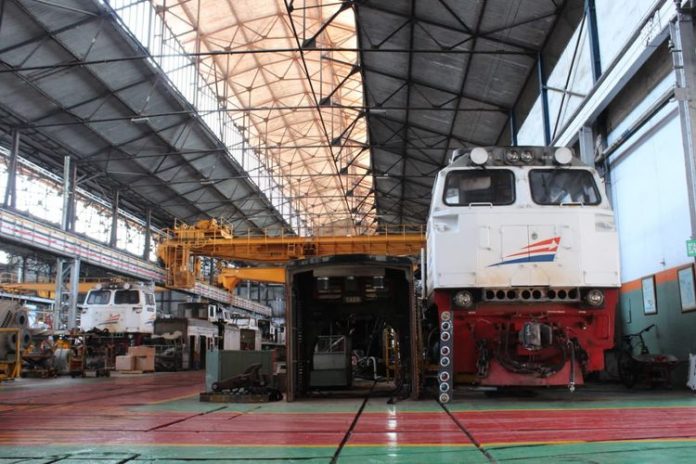 Edukasi Perawatan Kereta Lokomotif, KAI Ajak Masyarakat Kunjungi Bengkel Kereta Balai Yasa