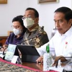Presiden Jokowi Pimpin Rapat Evaluasi Proyek Strategis Nasional.
