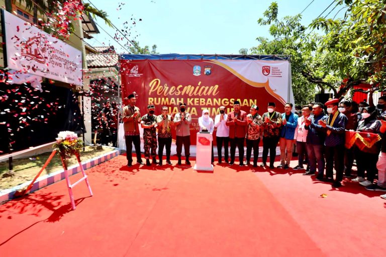 Gubernur Jatim Resmikan Rumah Kebangsaan Bersama Kapolda Jatim