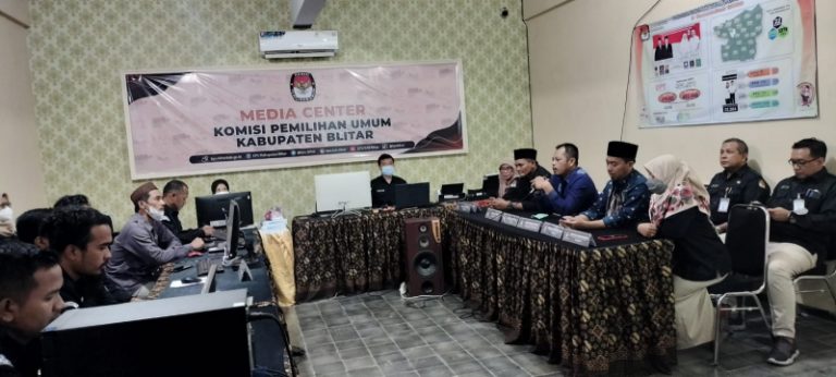 KPU Jatim Monitoring dan Evaluasi Pengelolaan Logistik dan Keuangan di 5 KPU Kabupaten/Kota