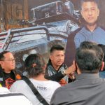 Foto : Renville Antonio (tengah) Ketua Umum Overlanding Indonesia.