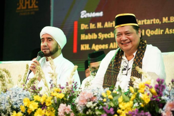 Airlangga Hartarto Hadiri Acara Haul Ki Ageng Gribig: Ulama Besar Keturunan Raja Brawijaya V