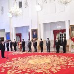 Presiden Jokowi Lantik Azwar Anas Sebagai Menteri PANRB.