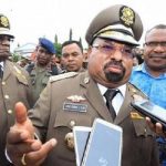 Profil Lukas Enembe, Gubernur Papua Tersangka Kasus Suap Rp1 Miliar.