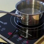 ilustrasi kompor listrik