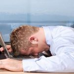 Tips Mengatasi Ngantuk Saat Kerja yang Mudah Dilakukan.