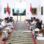 Presiden Jokowi Pimpin Rapat Evaluasi Proyek Strategis Nasional
