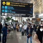 Kemenhub: Saat ini Harga Tiket Pesawat Turun 8 Persen