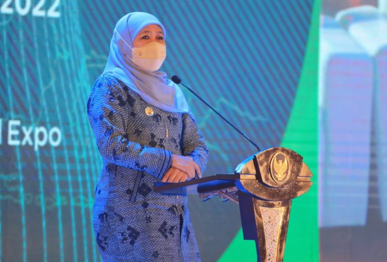 Gubernur Khofifah Buka Pameran Kelistrikan Terbesar di Indonesia