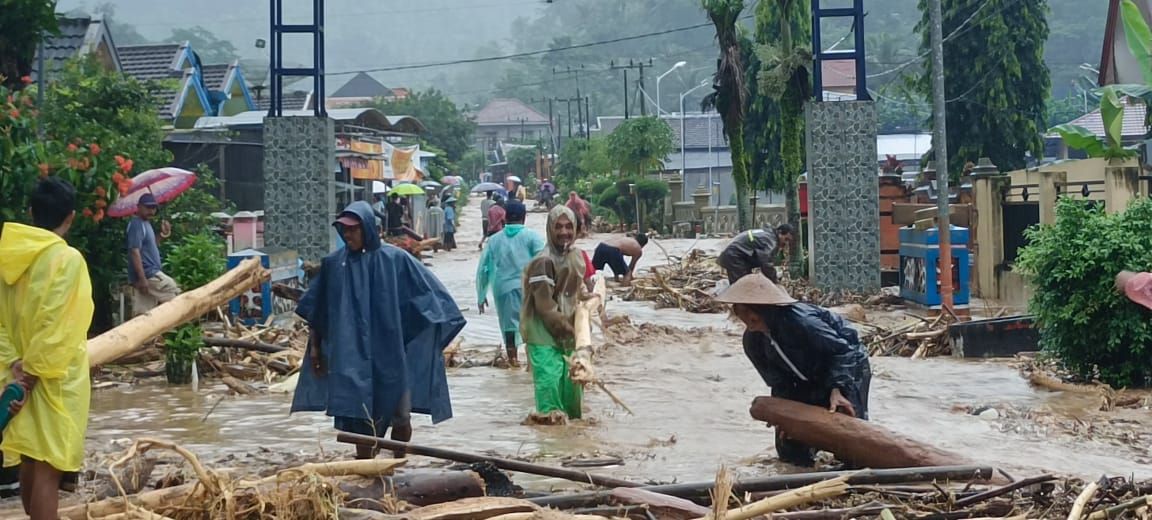 Banjir yang menerjang wilayah Malang Selatan