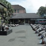 Jajaran Polresta Malang Sujud Minta Maaf Atas Tragedi Kanjuruhan