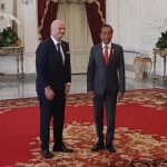 Presiden Jokowi saat bertemu Presiden FIFA di Istana Merdeka, Jakarta (18/10/22)