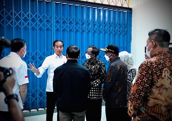 Jokowi Tinjau Stadion Kanjuruhan