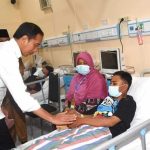 Presiden Jokowi Kunjungi Korban Tragedi Kanjuruhan di Malang