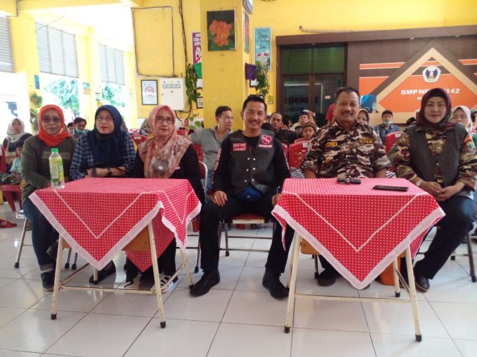 Peringati Hari Sumpah Pemuda FKPPI Motherland Distrik Jatim adakan khitan Massal