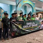 Bonek Surabaya dan PKB Jatim shalat ghaib dan tahlil di Gedung Graha Gus Dur, Minggu 2 September 202