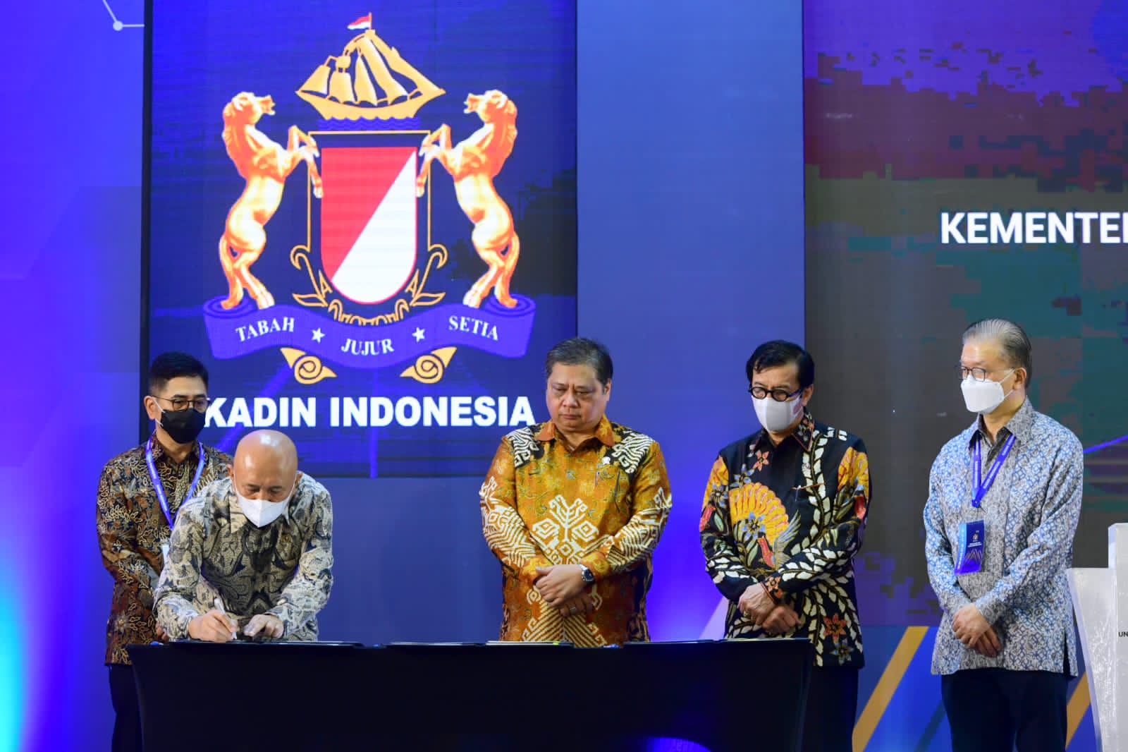 Presiden Joko Widodo meluncurkan Gerakan Kemitraan Inklusif untuk UMKM Naik Kelas di Gedung SMESCO, Jakarta (03/10/22) (Foto: Muchlis Jr - Biro Pers Sekretariat Presiden?)
