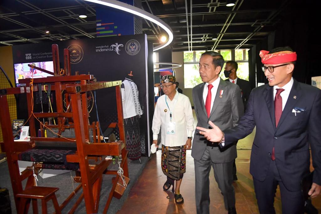 Joko Widodo membuka Konferensi ke-3 Ekonomi Kreatif atau World Conference on Creative Economy (WCCE) tahun 2022 di Bali International Convention Center (BICC), Kabupaten Badung, Provinsi Bali (06/10/22) (Foto: Rusman - Biro Pers Sekretariat Presiden)