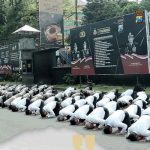 Jajaran Polresta Malang Sujud Minta Maaf Atas Tragedi Kanjuruhan.