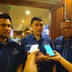 Kepala Bakomstra Herzaky, Ketua DPD PD Jatim Emil Dardak dan Bendahara dr Agung Mulyono.