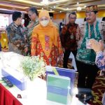 Gubernur Khofifah memimpin langsung misi dagang dan investasi yang pertama kali digelar antara Provinsi Jawa Timur dan Provinsi Nangroe Aceh Darussalam di Hotel Amel Convention Hall Aceh, Banda Aceh (25/10/22)