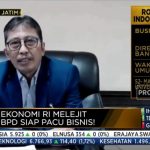 Busrul Iman (Direktur Utama bankjatim) secara virtual