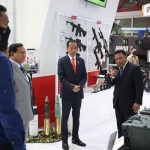 Presiden Joko Widodo didampingi Menteri Pertahanan Prabowo Subianto menghadiri Pameran Industri Pertahanan (Indhan) terbesar di Asia Tenggara, Indo Defence 2022 Expo & Forum di JIexpo Kemayoran, Jakarta (02/11/22).