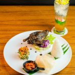 Sajian Menu Bebek Kluwek dan Iga Bakar Sambel Ijo diibis Styles Surabaya Jemursari