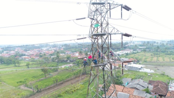Perkuat Listrik Jakarta dan Banten, PLN Operasikan SUTT dengan TKDN 96,7 Persen