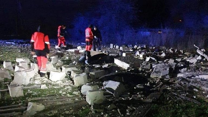 Rudal Jatuh di Polandia