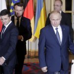 Presiden Ukraina Volodymyr Zelensky dan Presiden Rusia Vladimir Putin