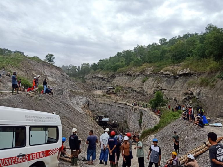 Tambang batu bara di Sawahlunto meledak