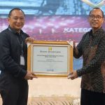 Berperan dalam Pengembangan Pendidikan dan Pengabdian Masyarakat, BPBD Jatim Terima Penghargaan dari SPS Unair