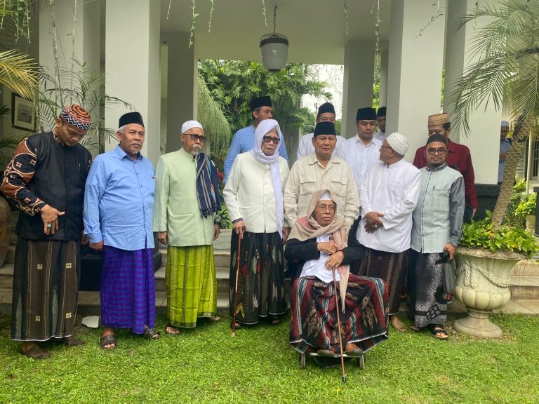 Prabowo Bertemu Belasan Ulama-Kiai Kondang Jatim, Ini Yang Dibahas