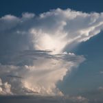 ilustrasi awan cumulonimbus
