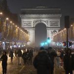 Pendukung Prancis Bentrok dengan Polisi di Paris Usai Kalah Dengan Argentina