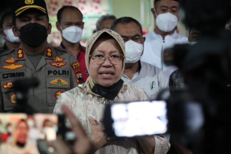 Menteri Sosial Tri Rismaharini