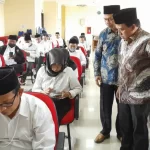 Calon petugas haji sedang menjalani seleksi dengan skema computer assested test (CAT) atau komputerisasi di Jakarta (25/01/2023).