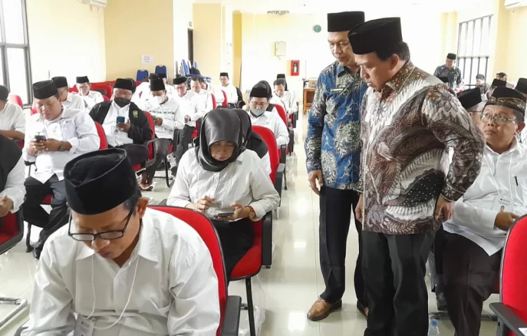 Calon petugas haji sedang menjalani seleksi dengan skema computer assested test (CAT) atau komputerisasi di Jakarta (25/01/2023).