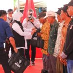 Resmikan Jalan Merak-Baluran Situbondo, Gubernur Khofifah: Koneksitas Jadi Sarana Penting untuk Mengungkit Kesejahteraan Masyarakat