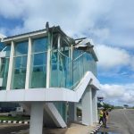 Sayap kanan Pesawat Lion Air tabrak atap garbarata Bandara Mopah Merauke pada Kamis (26/1) sekitar pukul 09.10 WIT.