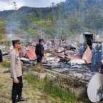 KKB bakar Kantor Dukcapil di Distrik Oksibil, Kabupaten Bintang, Papua.
