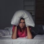 ilustrasi terbangun tengah malam