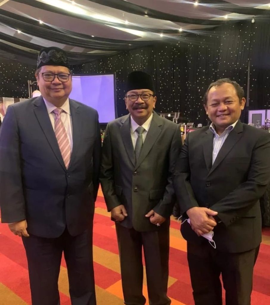 Airlangga Hartarto, Soekarwo, dan Sarmuji