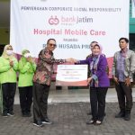 Bank Jatim Serahkan CSR Kepada RSUD Husada Prima Surabaya