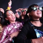 Semakin Kekinian, Wanita Arab Saudi Buka Cadar Tak Pakai Abaya.