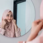 ilustrasi wanita berhijab