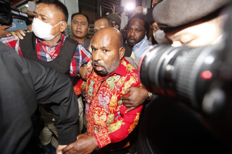 Usai Ditangkap KPK, Lukas Enembe Dirawat Sementara di RSPAD