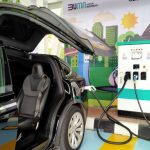 ilustrasi mobil listrik