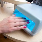 ilustrasi pengering kuteks